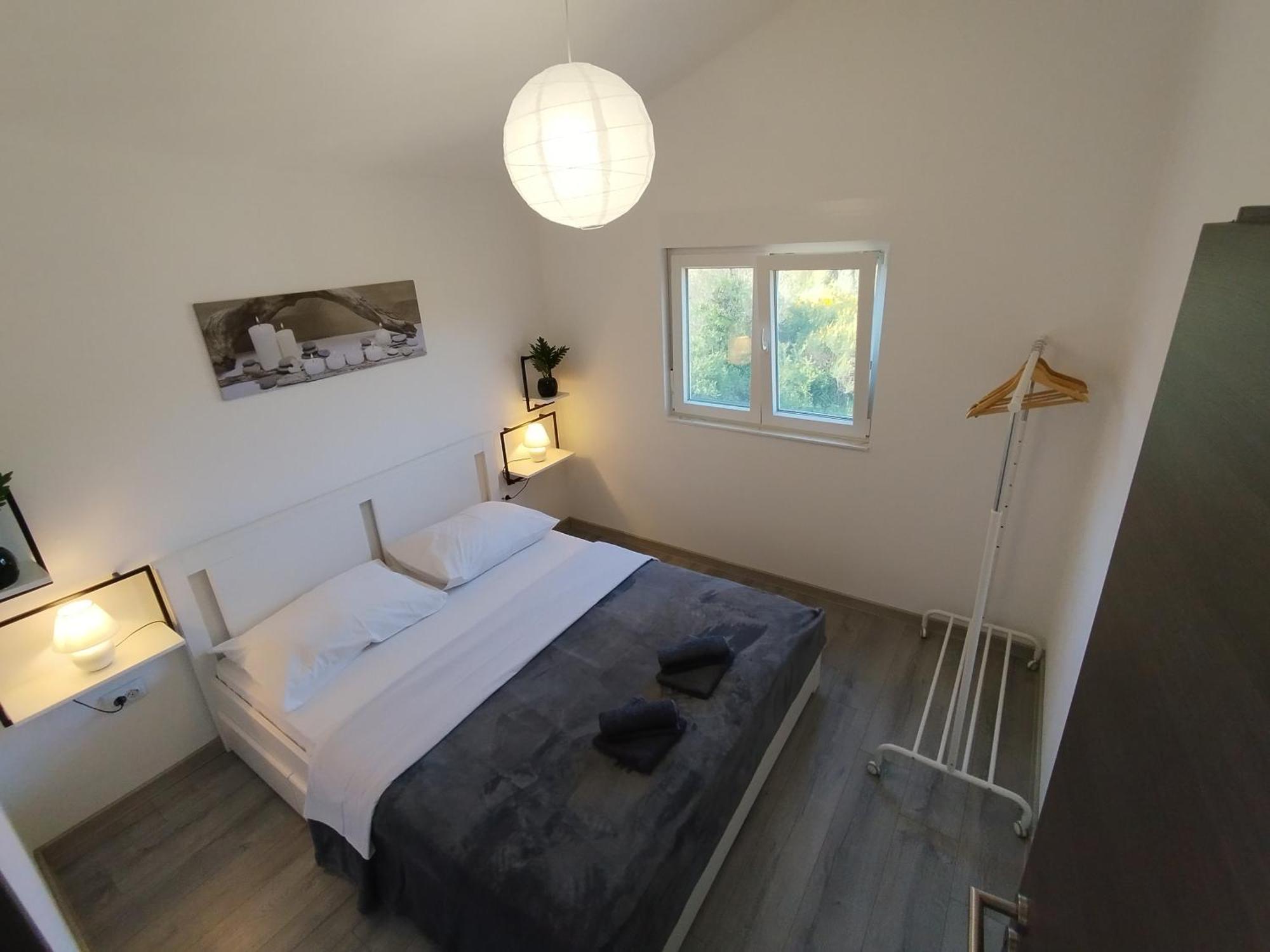 Apartment Lana Surrounded By Nature Bibinje